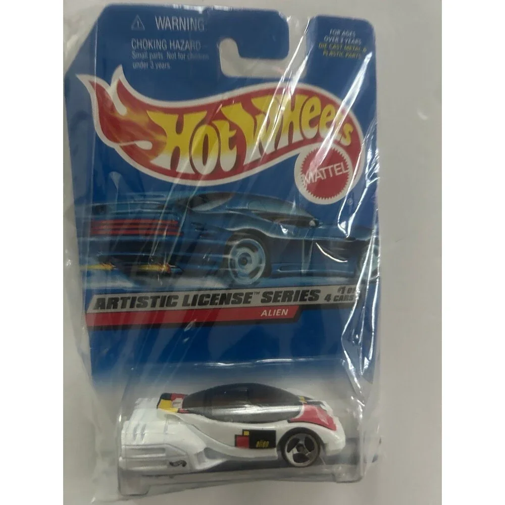 Sealed 97 Artistic License Series Hot Wheels Diecast Toy Cars 1/64 Alien